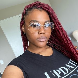 Meet your Posher, Chayil